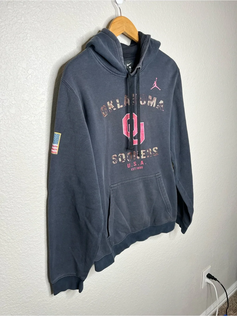 Nike Jordan Oklahoma Sooners‎ Hoodie Black Camo Logo Pullover Sweatshirt Vets M